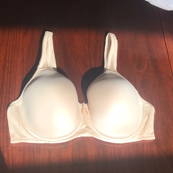 Wacoal Other - Wacoal T-Shirt Bra
